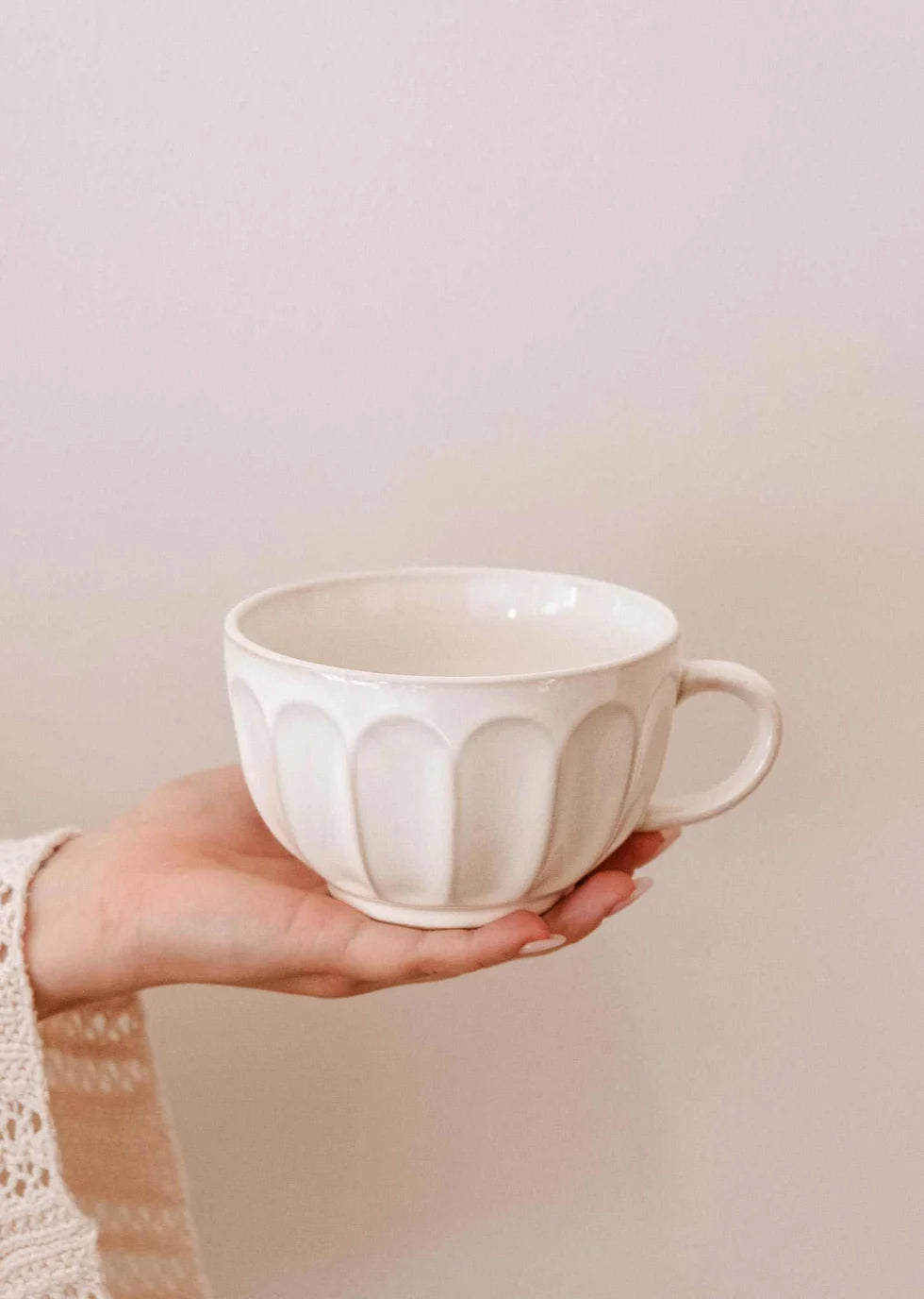Grande tasse cannelée