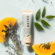 Exfoliant visage hydratant avec enzymes de papaye et extrait de thé vert - Peau sèche
